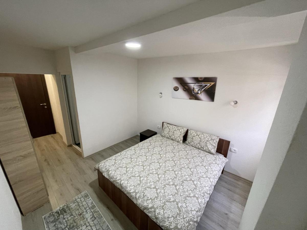 Hotel Vila 5 à Prilep Extérieur photo