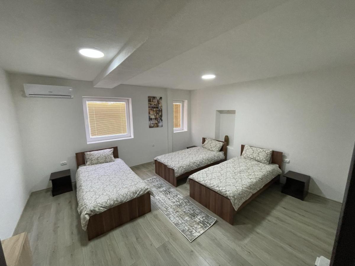 Hotel Vila 5 à Prilep Extérieur photo